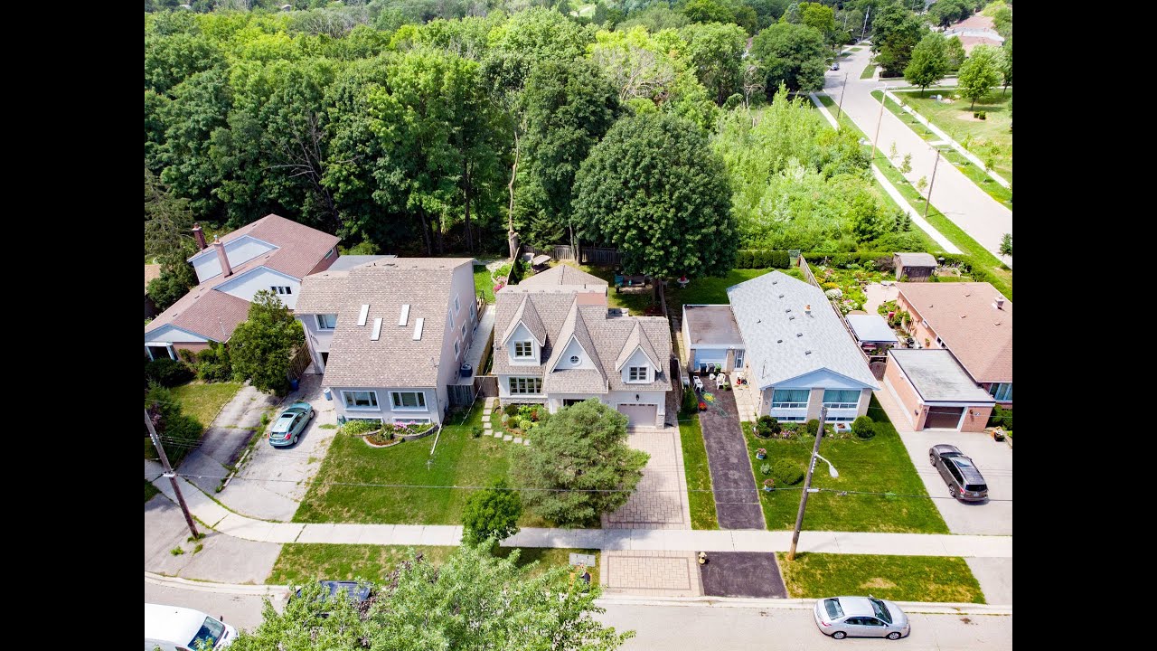 Welcome to 6 Upminster Crescent!