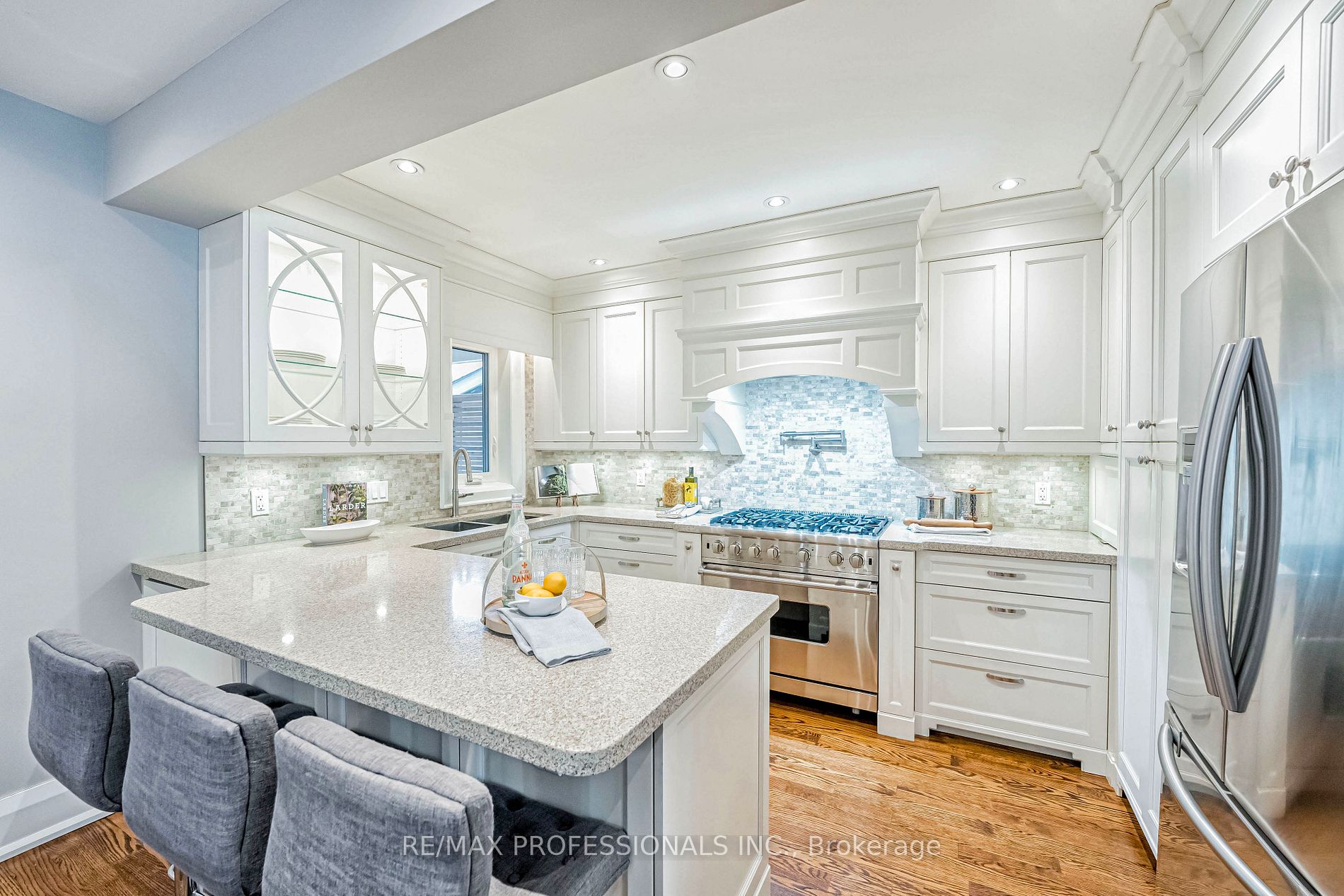 46 Seventh St, Toronto, Ontario