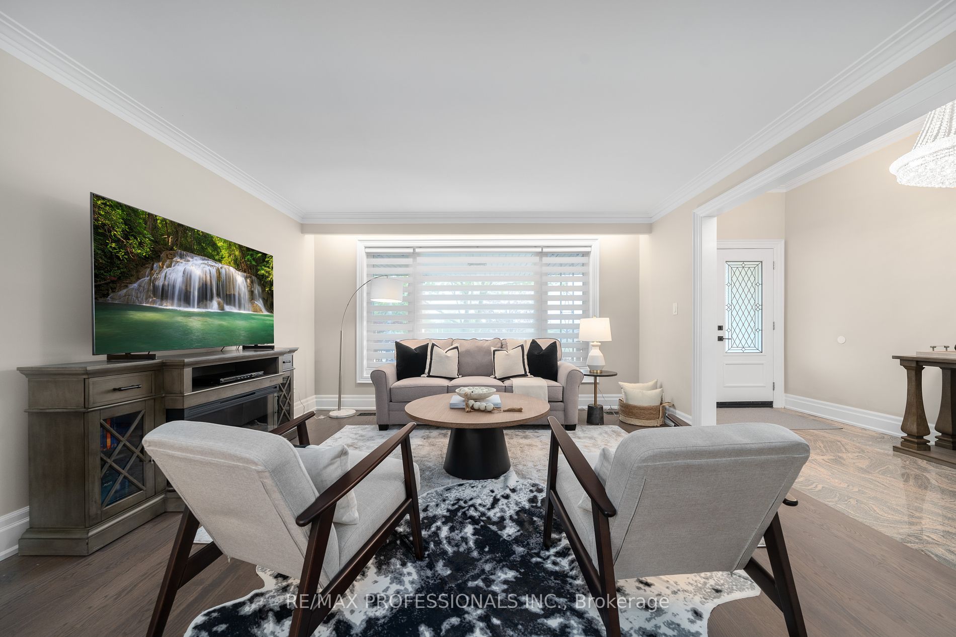 182 Gracefield Ave, Toronto, Ontario