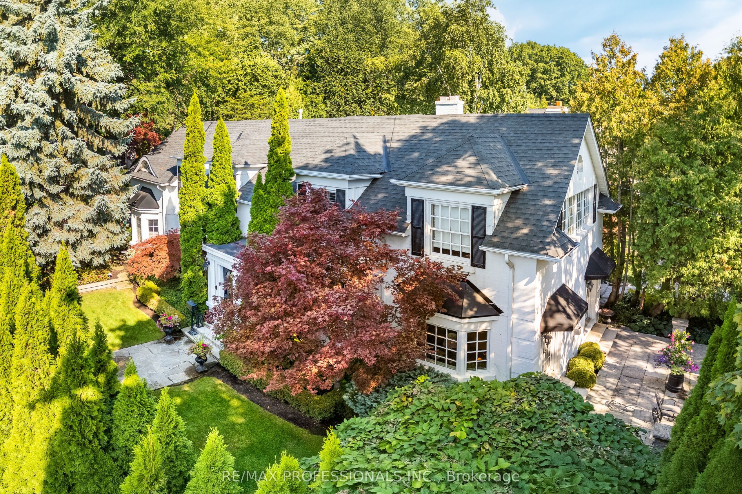 For Sale: 2 Canterbury Road, Toronto W08, ON M9A 2X7, Toronto W08, ON